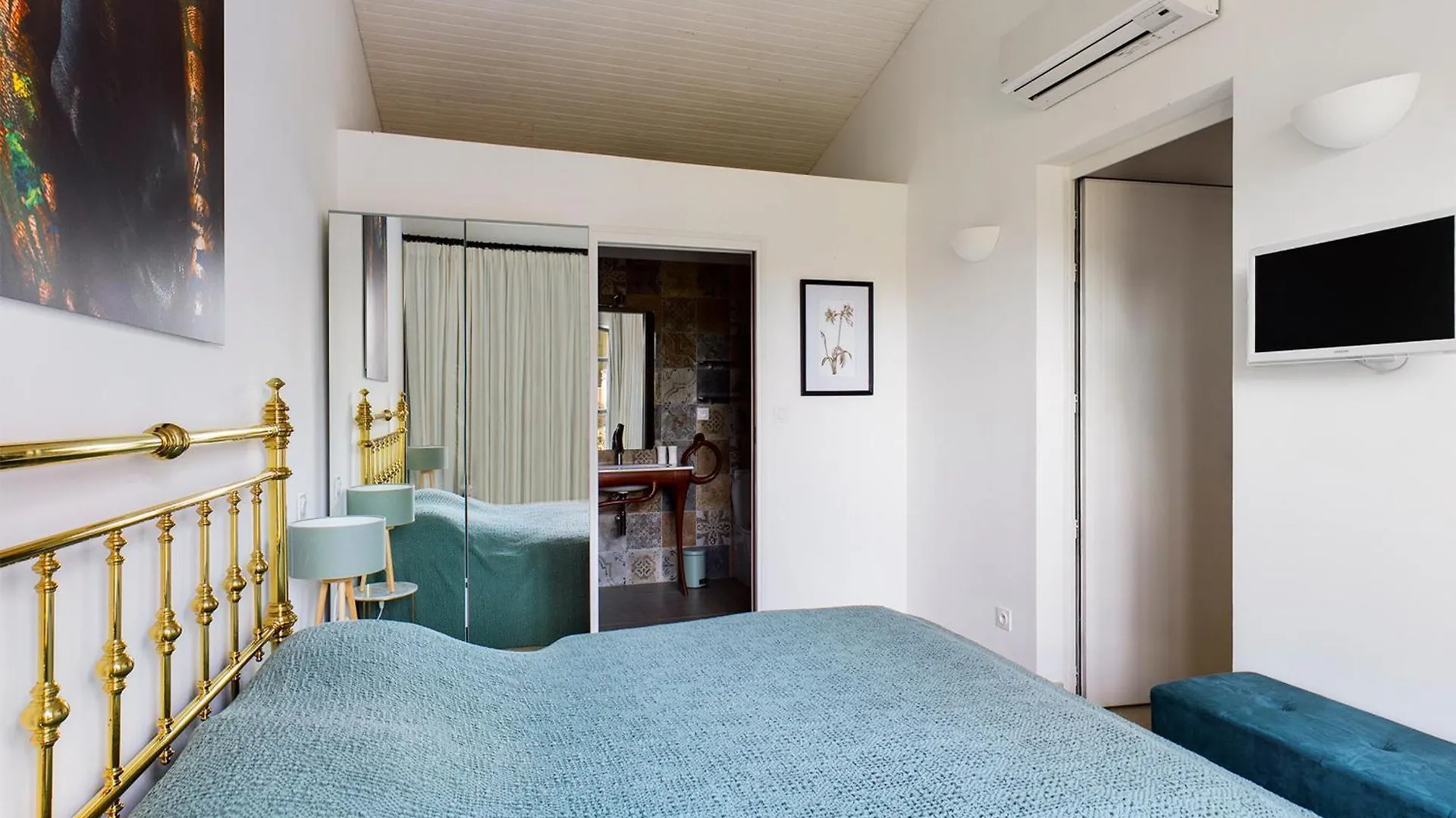 Charmant Mas A Paradou Avec Piscine, Terrasse Et Jardin, Pres Des Alpilles - Fr-1-599-35 France